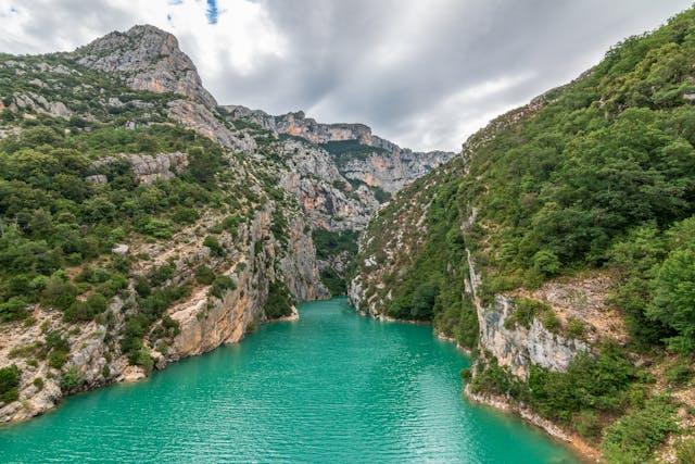 Les Gorges du Verdon en été : un guide pour des vacances ensoleillées et actives